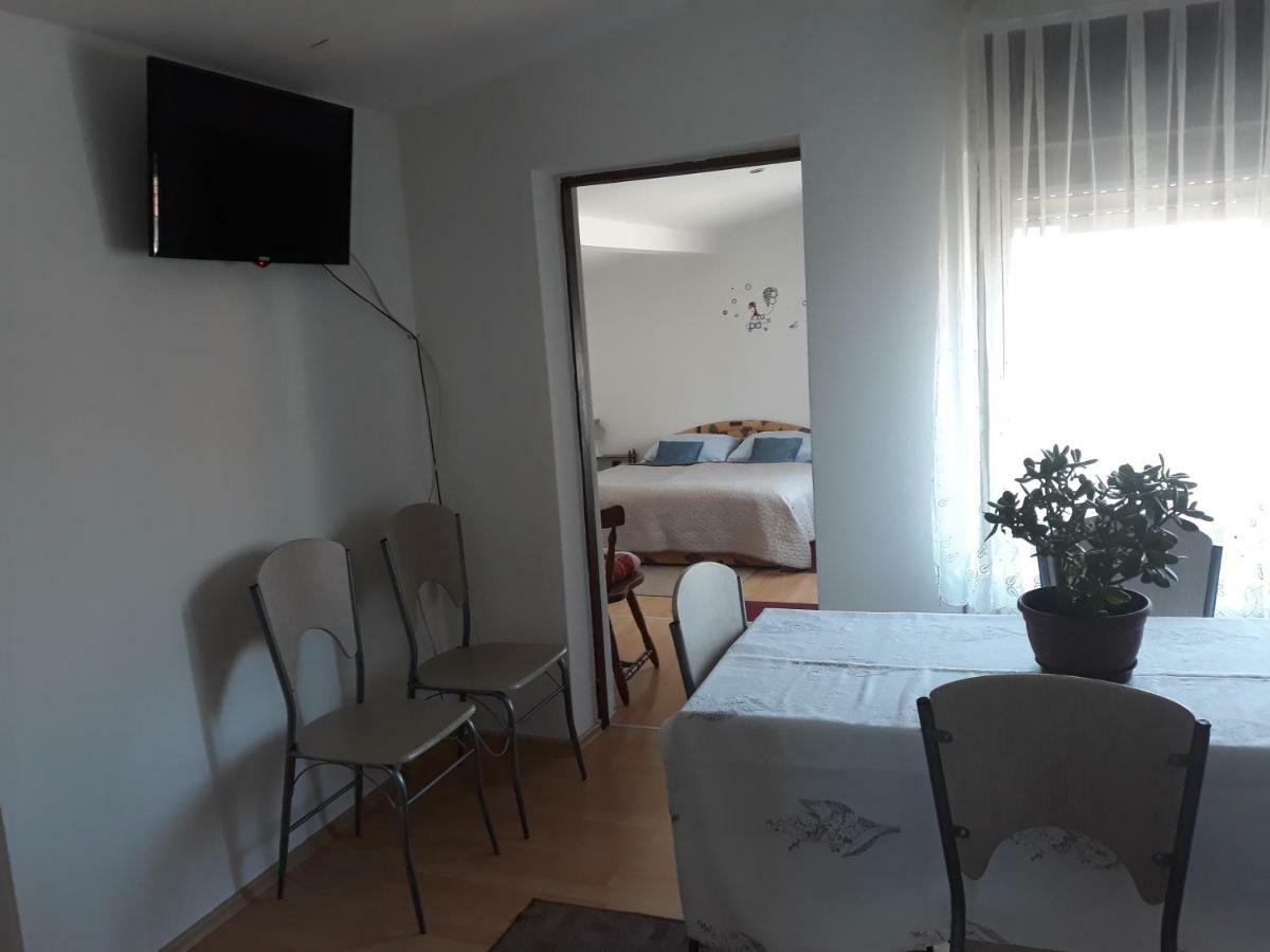 Apartmani Kristanic Карловац Экстерьер фото